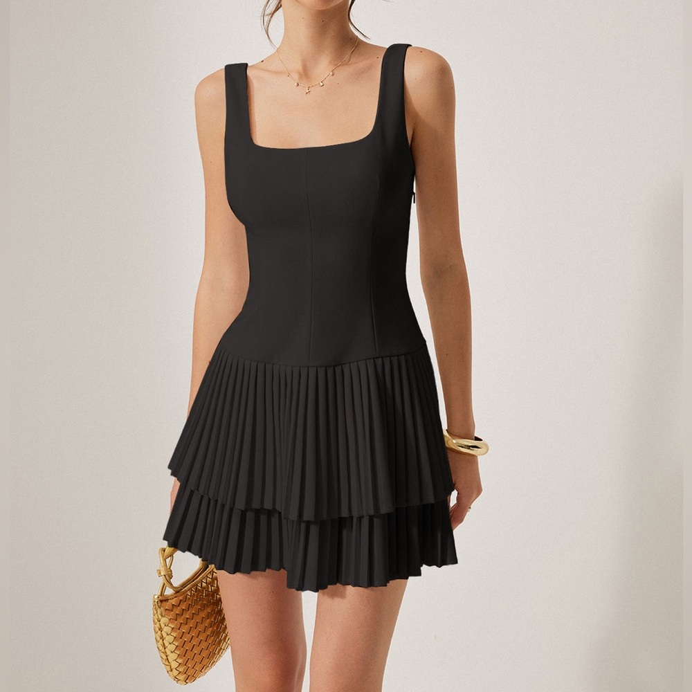 Commense Square Neck Pleated Dress in Black - Size XS